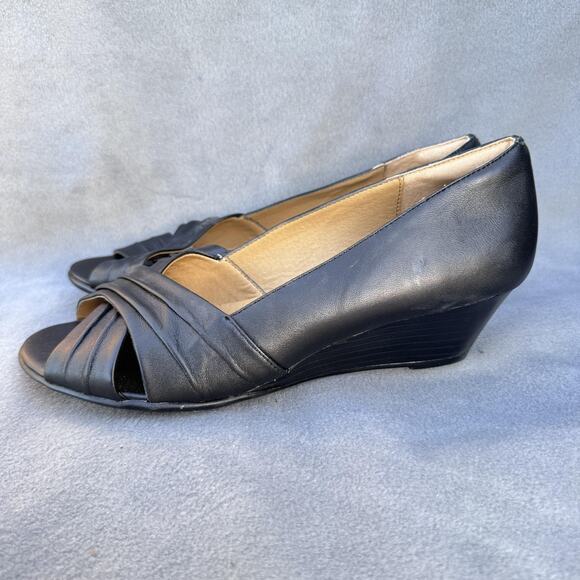 Softspots Shoes Womens Size 8.5 W Black Wedge Peep Toe Comfort Pumps 757301 - Picture 1 of 10